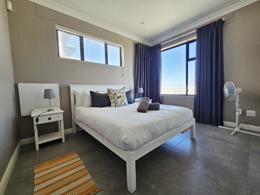 4 Bedroom Property for Sale in Kleinkrantz Western Cape